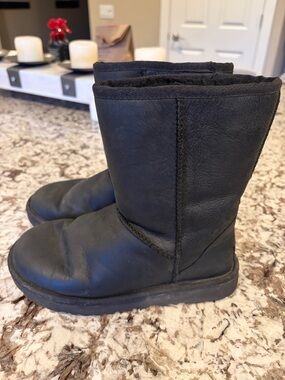 UGG Black Leather Winter Boots - Classic Cozy Style